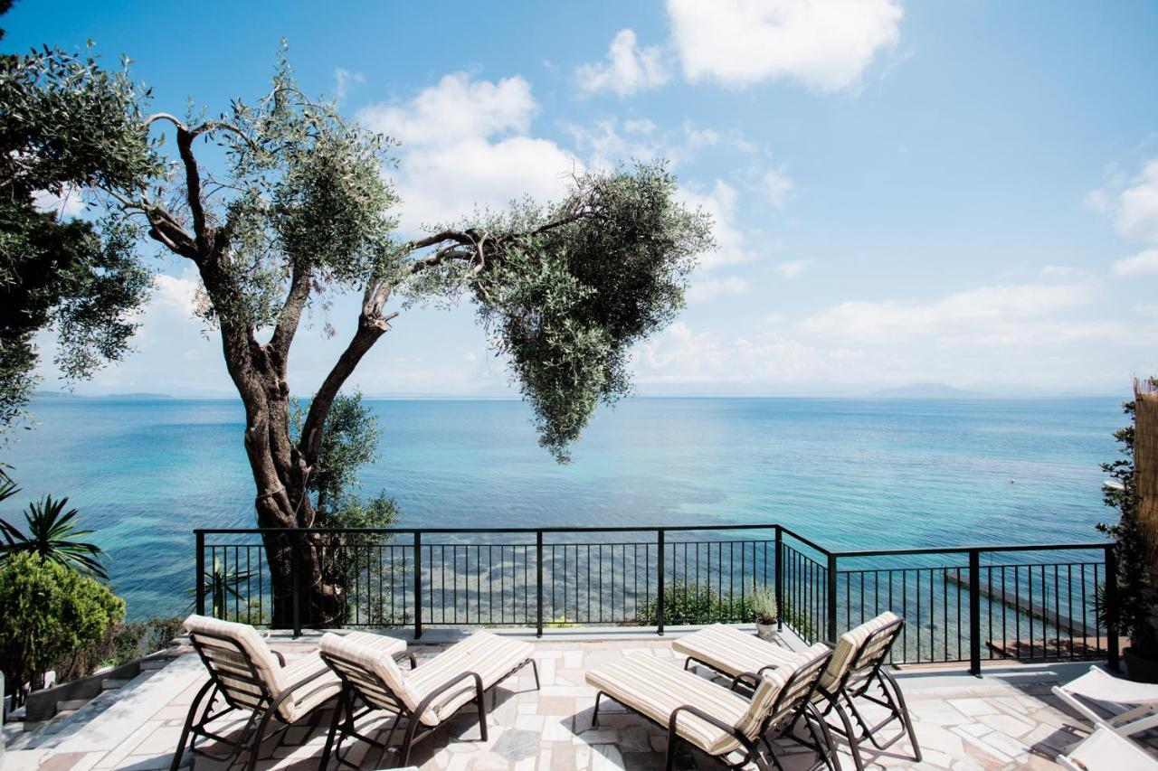Paul Seafront House Villa Mesongi Exterior photo