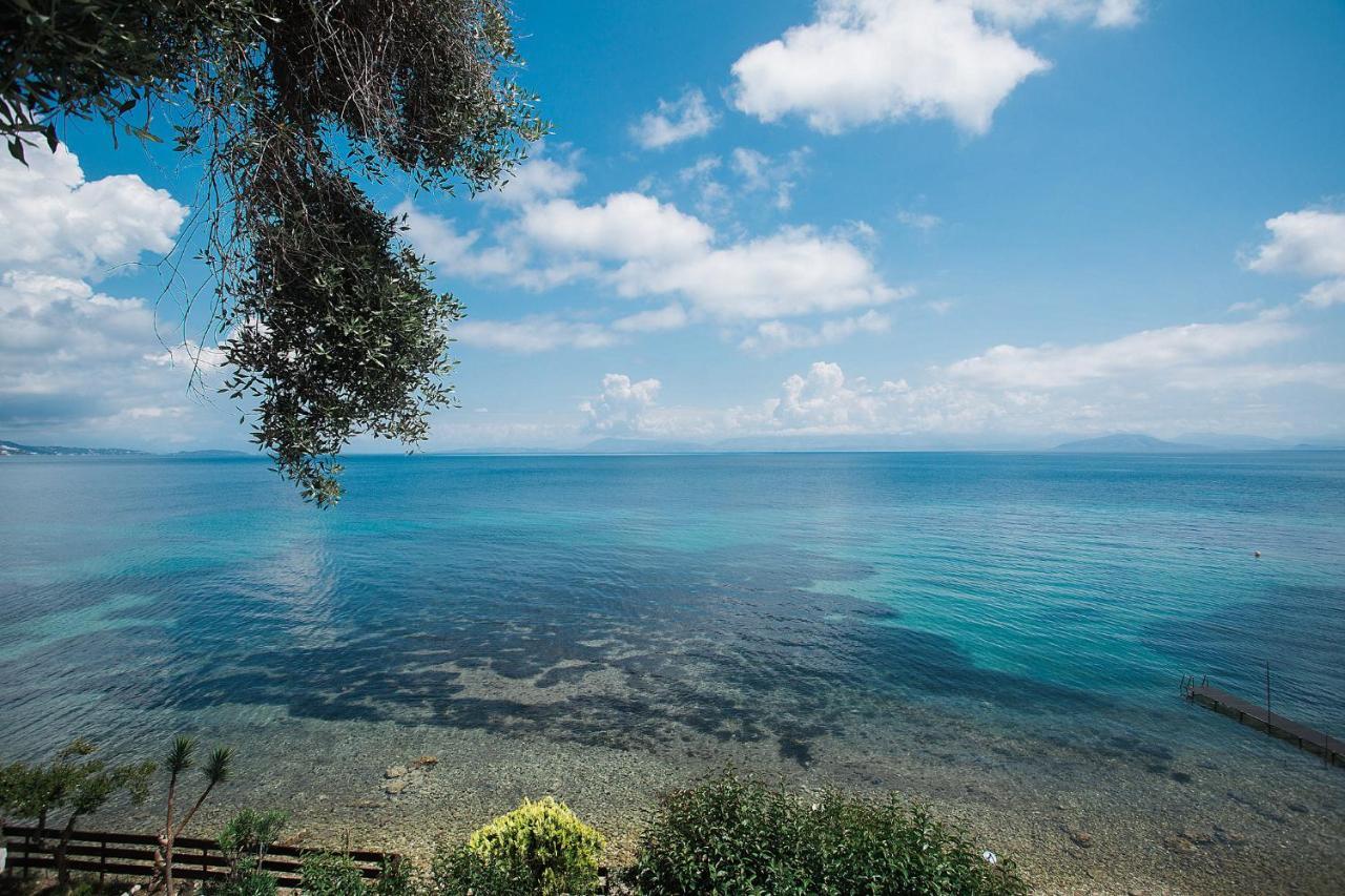 Paul Seafront House Villa Mesongi Exterior photo